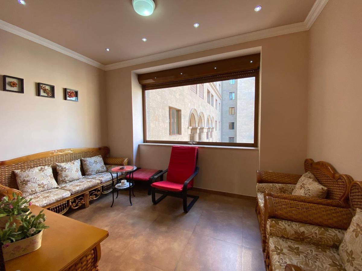 Amiryan Street, 3 Bedrooms Luxury Apartment Am440 Yerevan Exterior photo